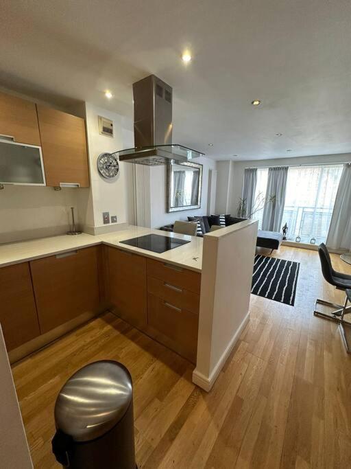 Two Br Flat 5 Mins Walk From London Eye G96 Apartment Bagian luar foto