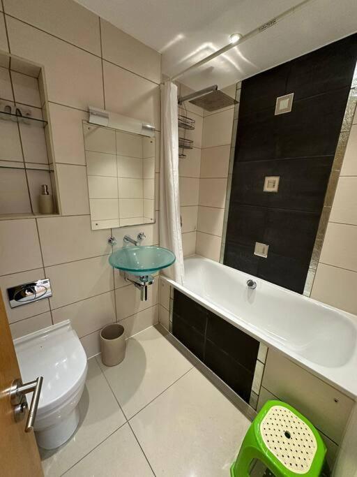 Two Br Flat 5 Mins Walk From London Eye G96 Apartment Bagian luar foto